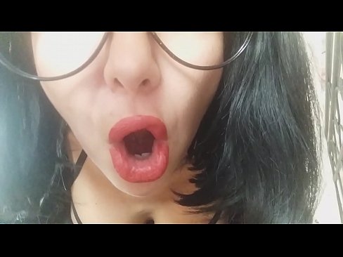 ❤️ Dušo, tvoja maćeha te ne pušta danas u školu... Previše si mi potrebna... Porno kod nas ️❤